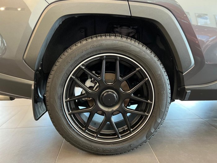 2024 Toyota RAV4 GXL