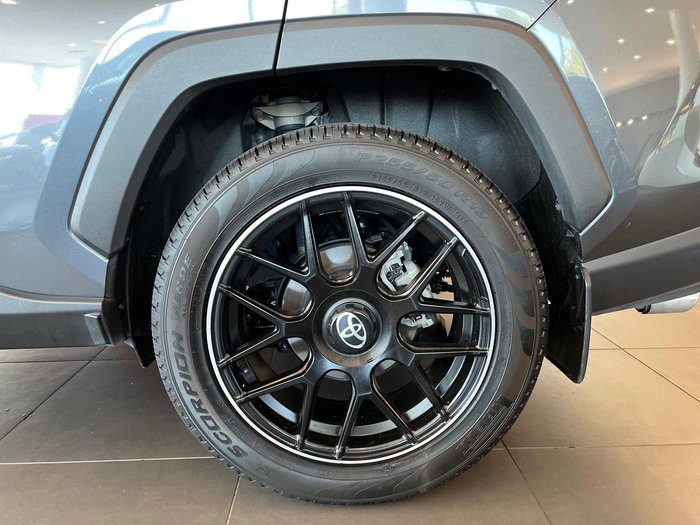 2024 Toyota RAV4 GXL