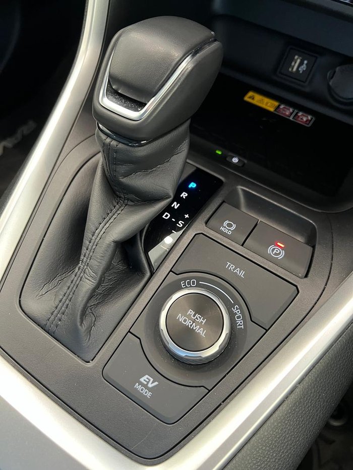 2024 Toyota RAV4 GXL