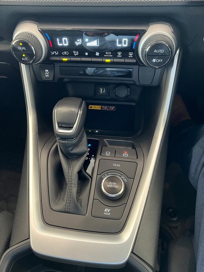 2024 Toyota RAV4 GXL