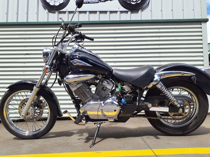 2007 Suzuki Intruder 250LC (VL250) Intruder Black