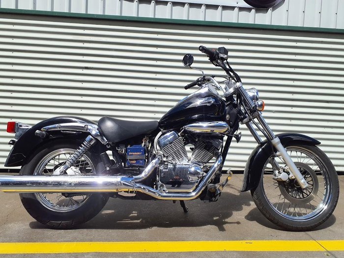 2007 Suzuki Intruder 250LC (VL250) Intruder Black