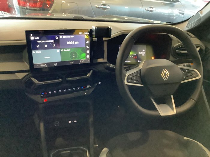 2025 Renault Duster Techno