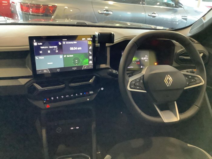 2025 Renault Duster Techno