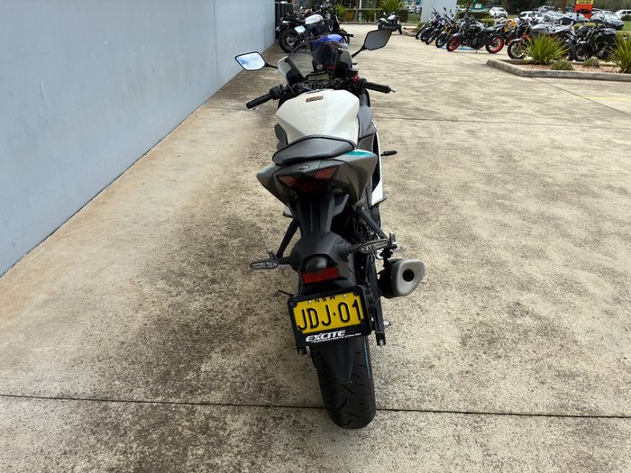 2023 Yamaha YZF-R3 White