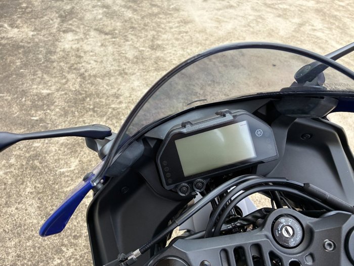 2021 Yamaha YZF-R3 Blue