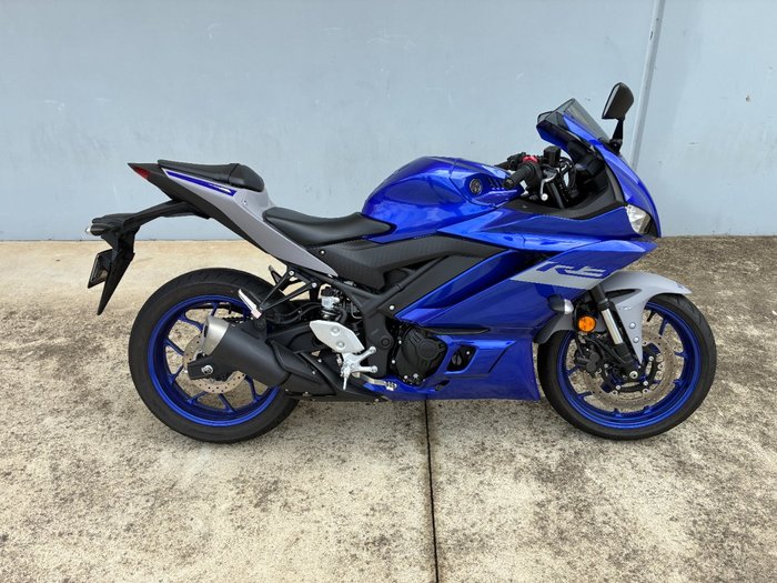 2021 Yamaha YZF-R3 Blue
