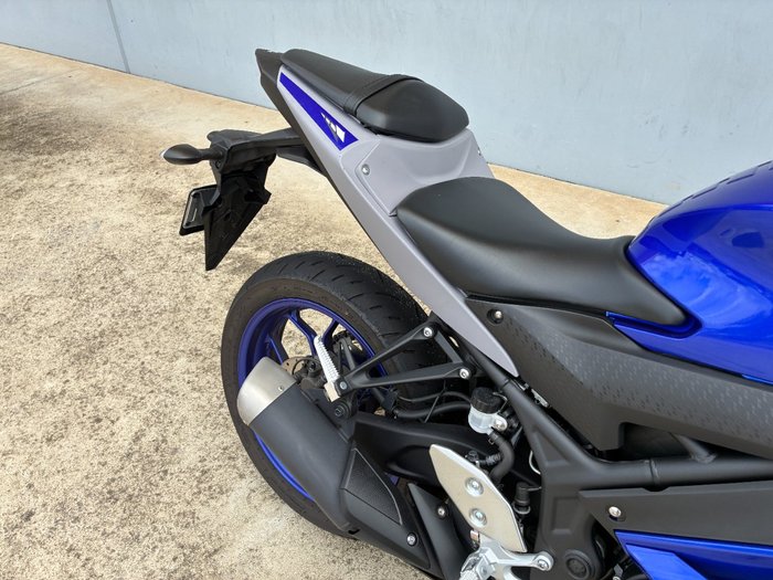 2021 Yamaha YZF-R3 Blue