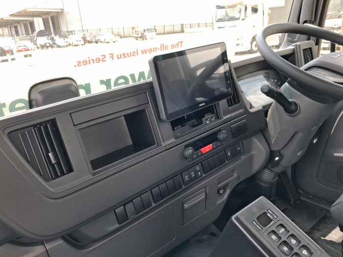 2025 Isuzu F Series FXY 260-355 AT R63