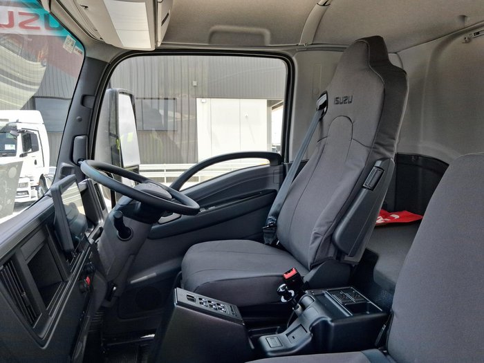 2025 Isuzu F Series FXY 260-355 AT R63