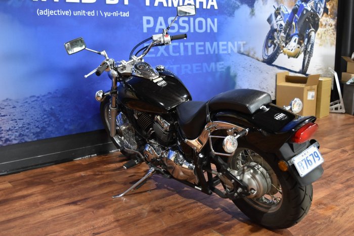2013 Yamaha XVS650 V-STAR CUSTOM Black