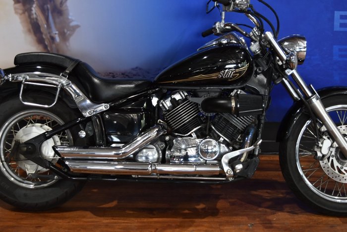 2013 Yamaha XVS650 V-STAR CUSTOM Black