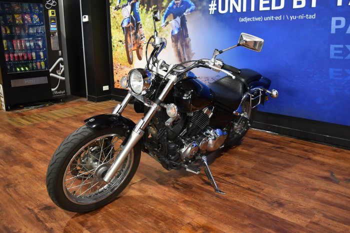 2013 Yamaha XVS650 V-STAR CUSTOM Black