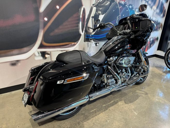 2025 Harley-Davidson Road Glide 117 (FLTRX) Touring Black