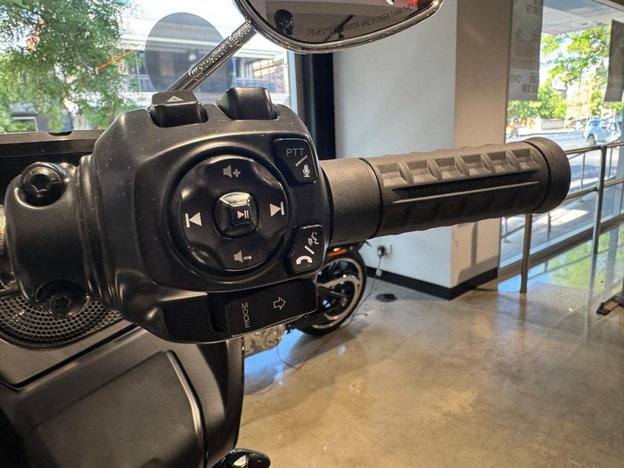 2025 Harley-Davidson Road Glide 117 (FLTRX) Touring Black