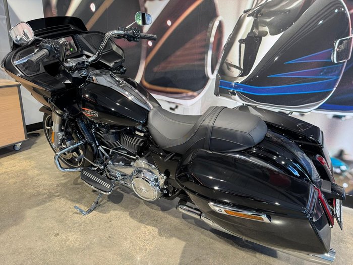 2025 Harley-Davidson Road Glide 117 (FLTRX) Touring Black