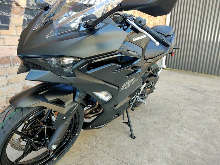 2026 KAWASAKI NINJA 500 (EX500G) ROAD BLACK