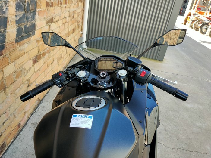 2026 KAWASAKI NINJA 500 (EX500G) ROAD BLACK