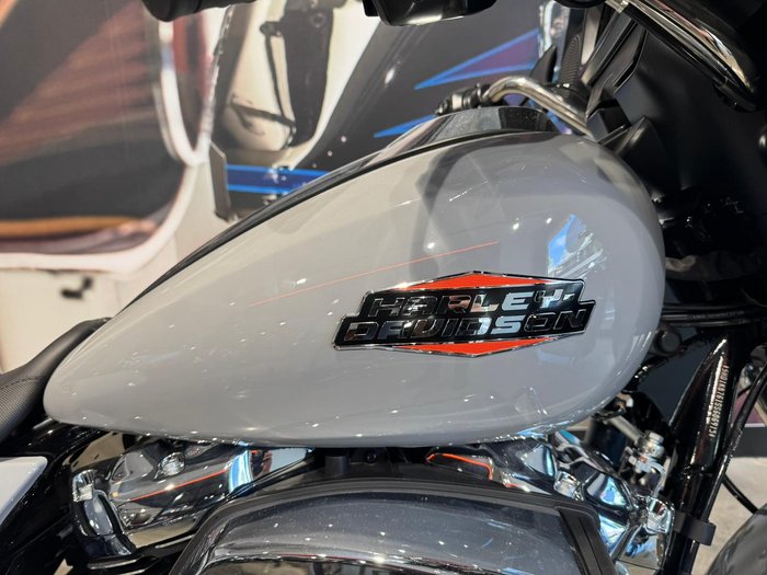 2025 Harley-Davidson Street Glide 117 (FLHX) Touring