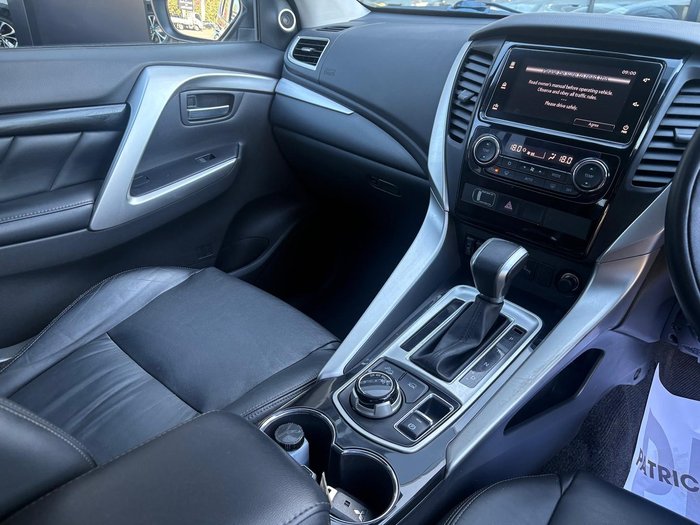 2016 Mitsubishi Pajero Sport Exceed