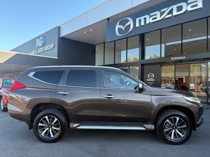 2016 Mitsubishi Pajero Sport Exceed