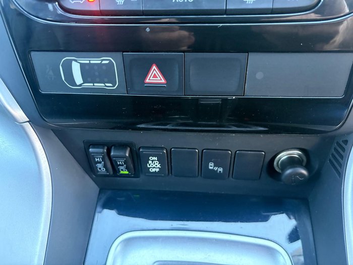 2016 Mitsubishi Pajero Sport Exceed