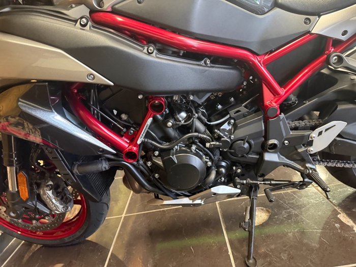 2022 Kawasaki Z H2 (ZR1000K) SILVER