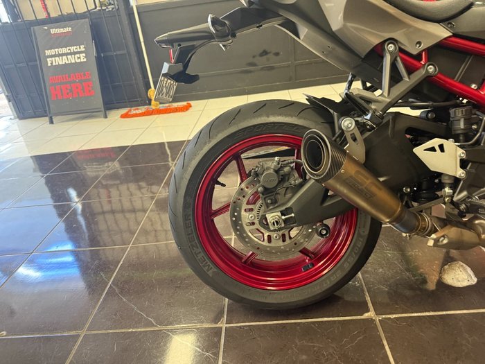 2022 Kawasaki Z H2 (ZR1000K) SILVER