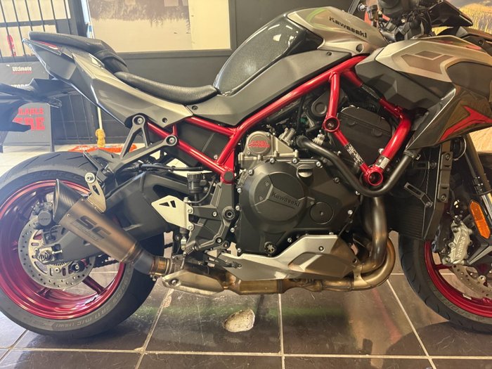 2022 Kawasaki Z H2 (ZR1000K) SILVER