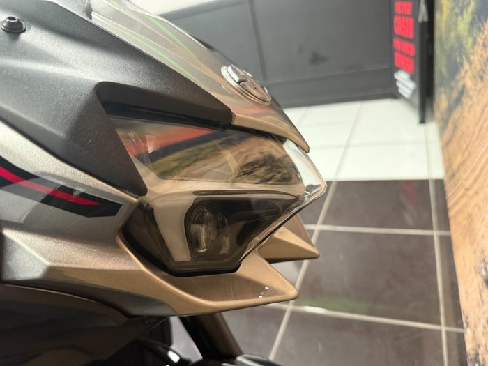 2022 Kawasaki Z H2 (ZR1000K) SILVER