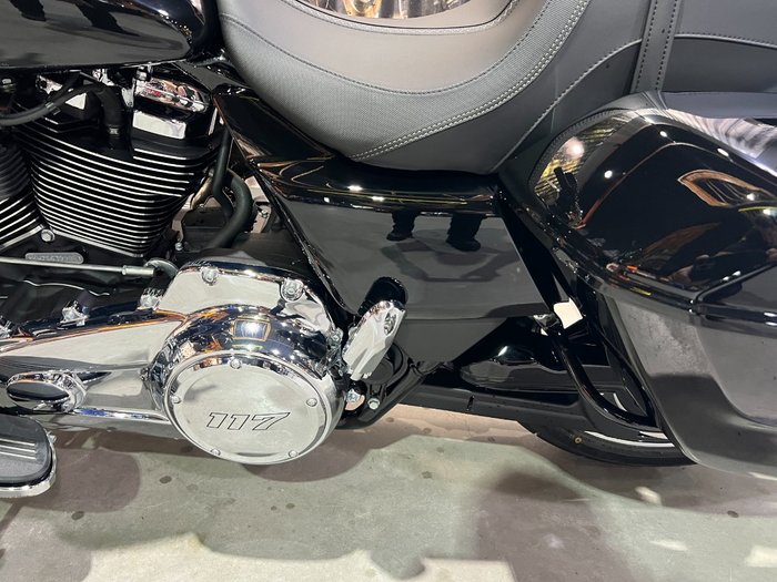2025 HARLEY-DAVIDSON FLTRX ROAD GLIDE (117)