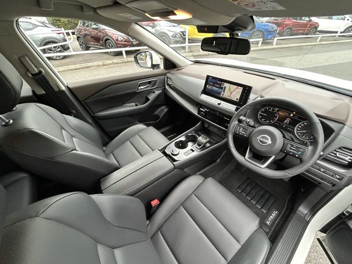 2025 Nissan X-TRAIL ST-L