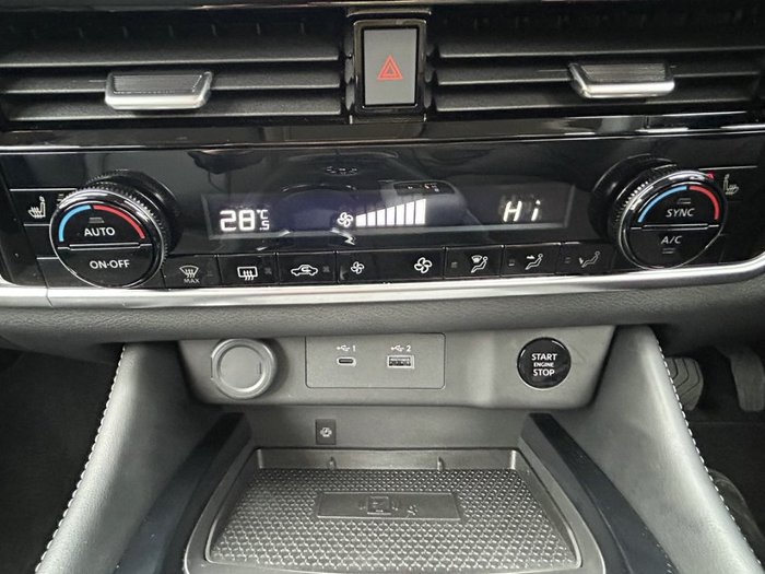 2025 Nissan X-TRAIL ST-L