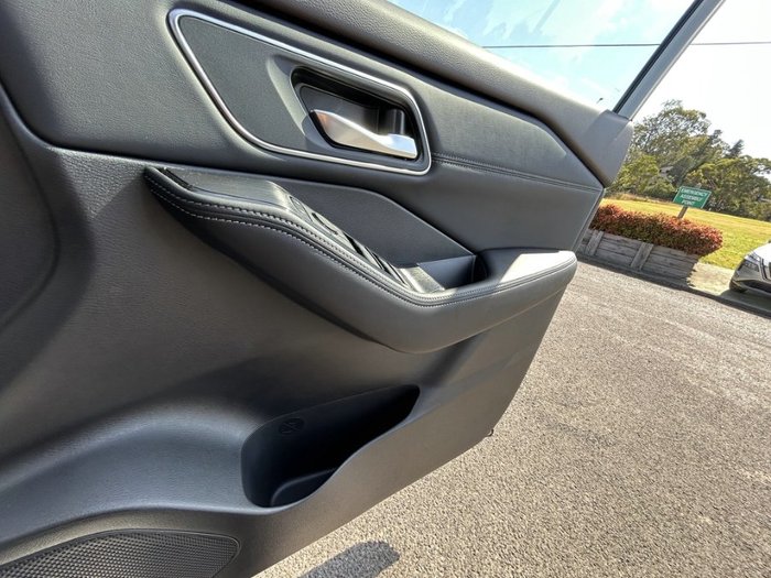 2025 Nissan X-TRAIL ST-L