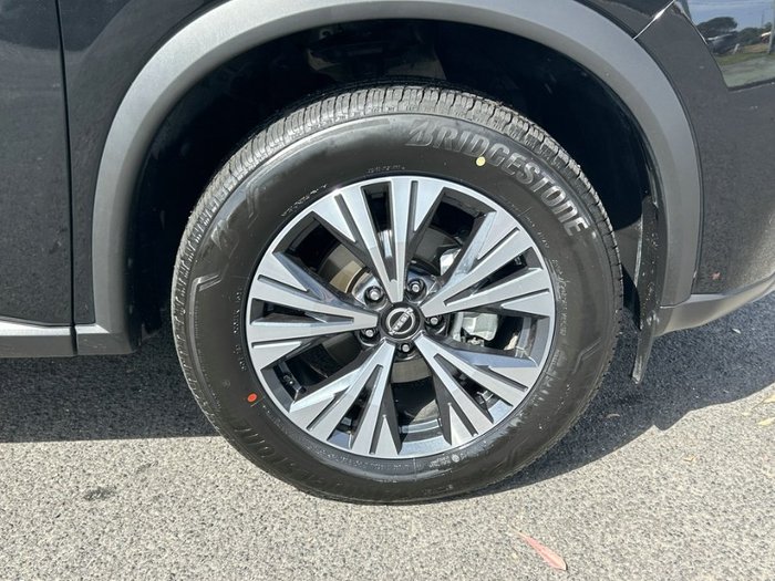 2025 Nissan X-TRAIL ST-L