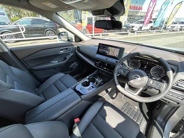 2025 Nissan X-TRAIL ST-L