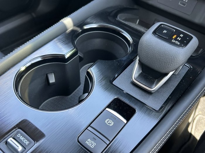 2025 Nissan X-TRAIL ST-L