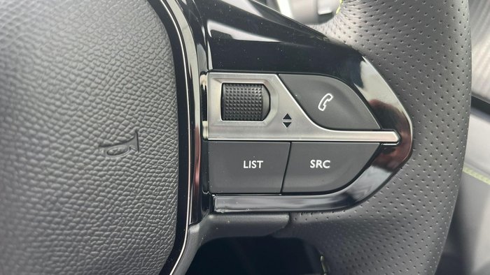 2024 Peugeot 2008 GT Hybrid