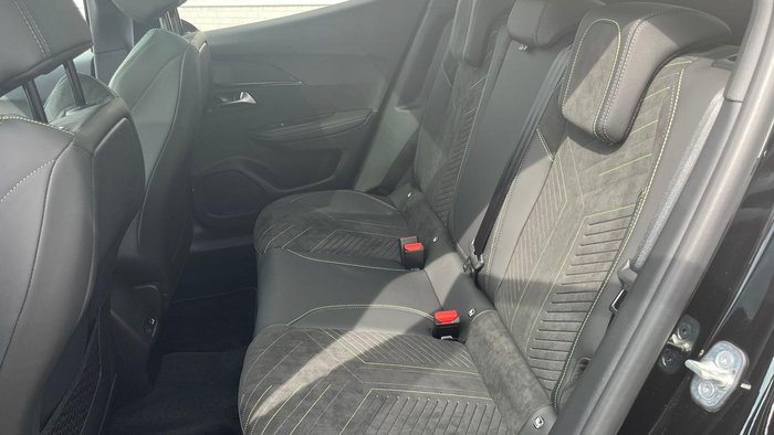 2024 Peugeot 2008 GT Hybrid