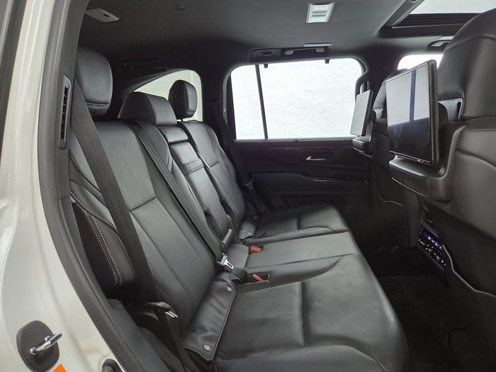 2022 Lexus LX 500d Sports Luxury