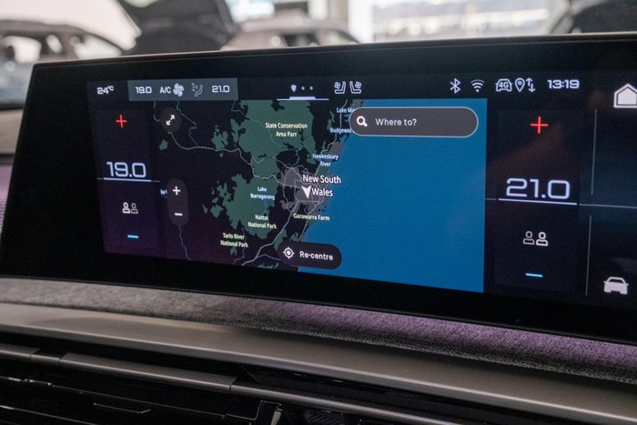 2025 Peugeot 3008 GT Premium Hybrid