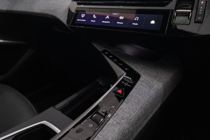 2025 Peugeot 3008 GT Premium Hybrid