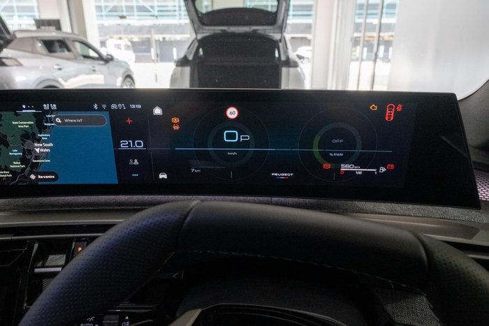 2025 Peugeot 3008 GT Premium Hybrid