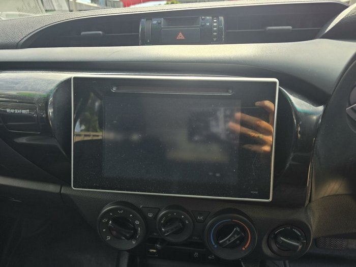 2018 Toyota Hilux SR