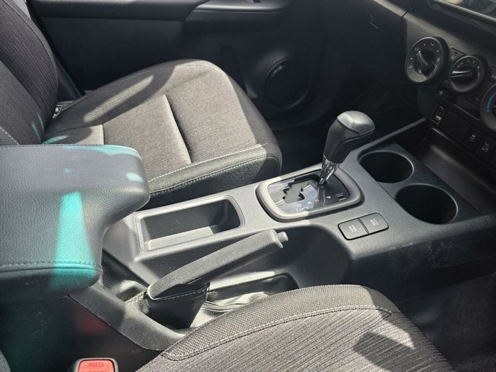 2018 Toyota Hilux SR