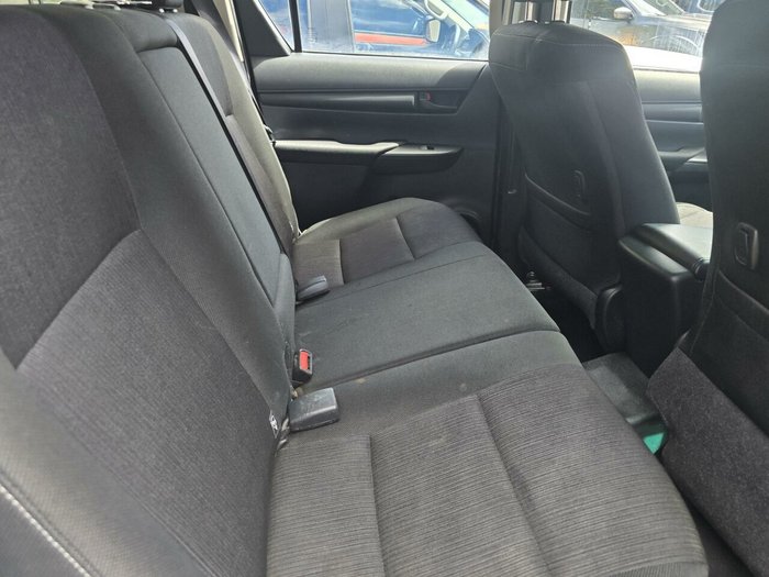 2018 Toyota Hilux SR