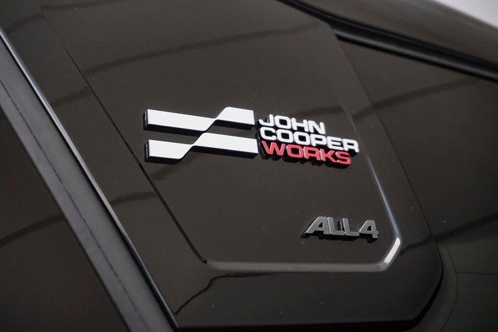 2025 MINI Countryman JCW Favoured