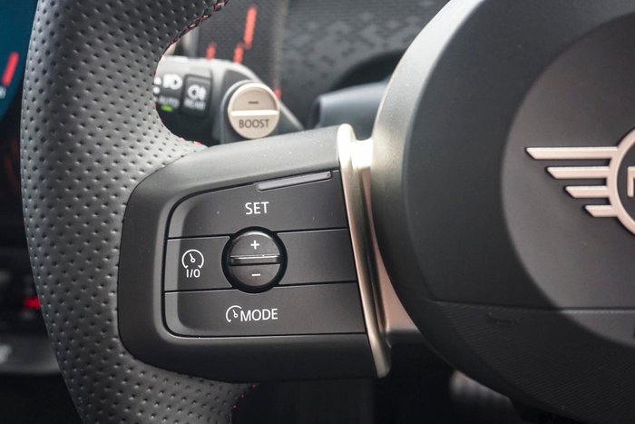 2025 MINI Countryman JCW Favoured