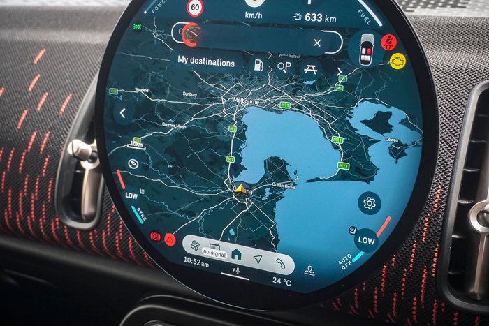 2025 MINI Countryman JCW Favoured