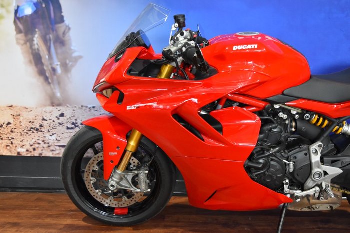 2023 Ducati SUPERSPORT 950 S Red
